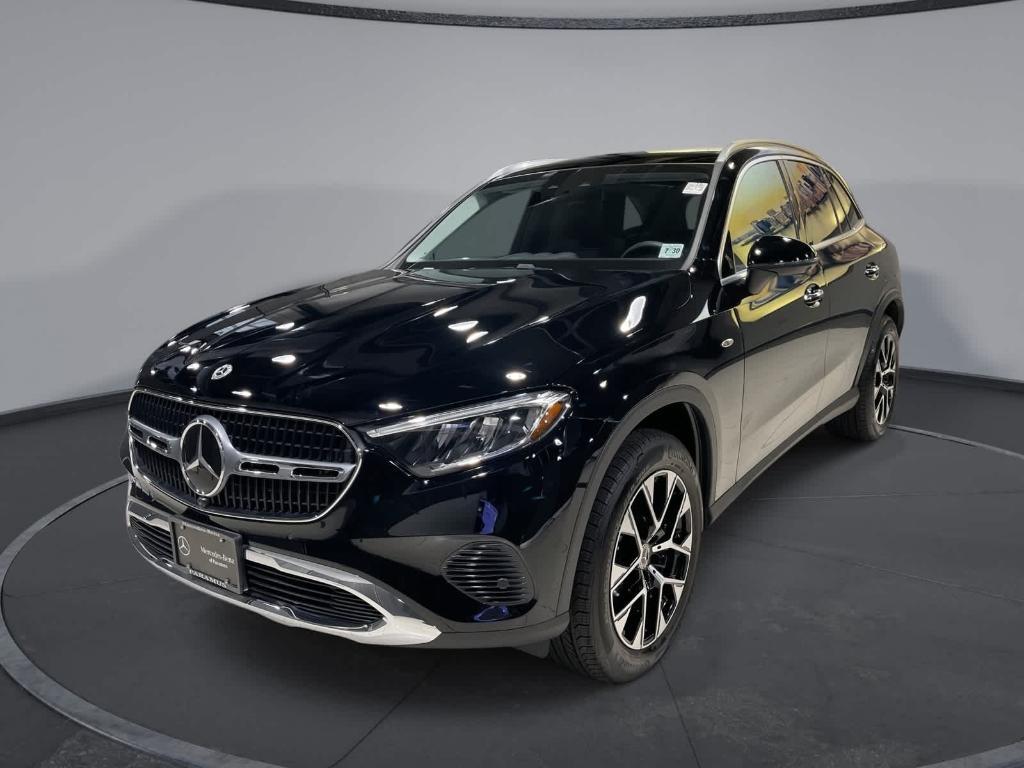 used 2025 Mercedes-Benz GLC 350e car, priced at $59,998