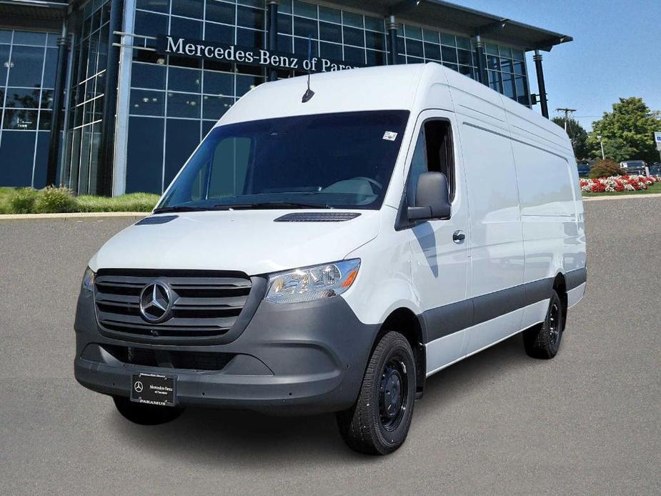 new 2024 Mercedes-Benz Sprinter 3500 car, priced at $73,108