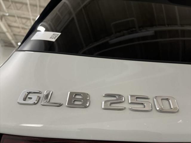 used 2022 Mercedes-Benz GLB 250 car, priced at $33,034