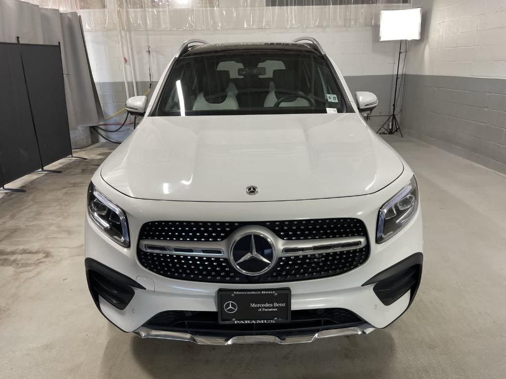 used 2022 Mercedes-Benz GLB 250 car, priced at $34,099