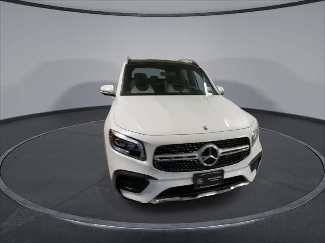 used 2022 Mercedes-Benz GLB 250 car, priced at $33,034