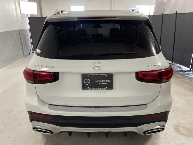 used 2022 Mercedes-Benz GLB 250 car, priced at $33,034