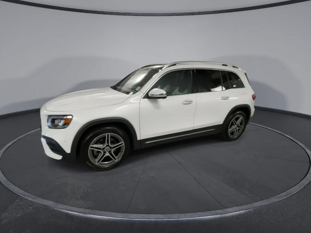 used 2022 Mercedes-Benz GLB 250 car, priced at $34,099