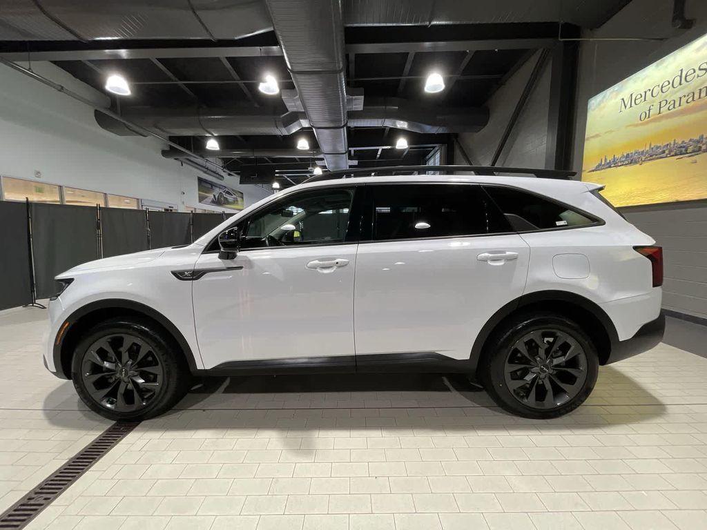 used 2022 Kia Sorento car, priced at $26,225