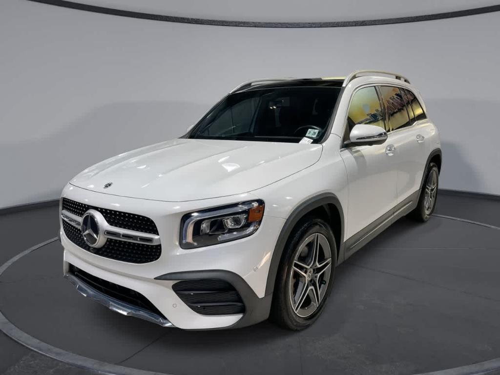 used 2021 Mercedes-Benz GLB 250 car, priced at $30,998