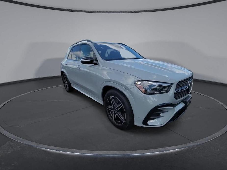 used 2024 Mercedes-Benz GLE 450 car, priced at $87,998
