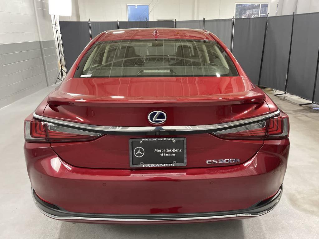 used 2019 Lexus ES 300h car, priced at $28,364