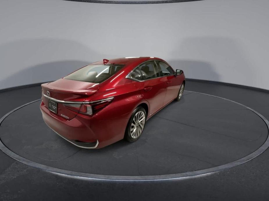 used 2019 Lexus ES 300h car, priced at $28,364