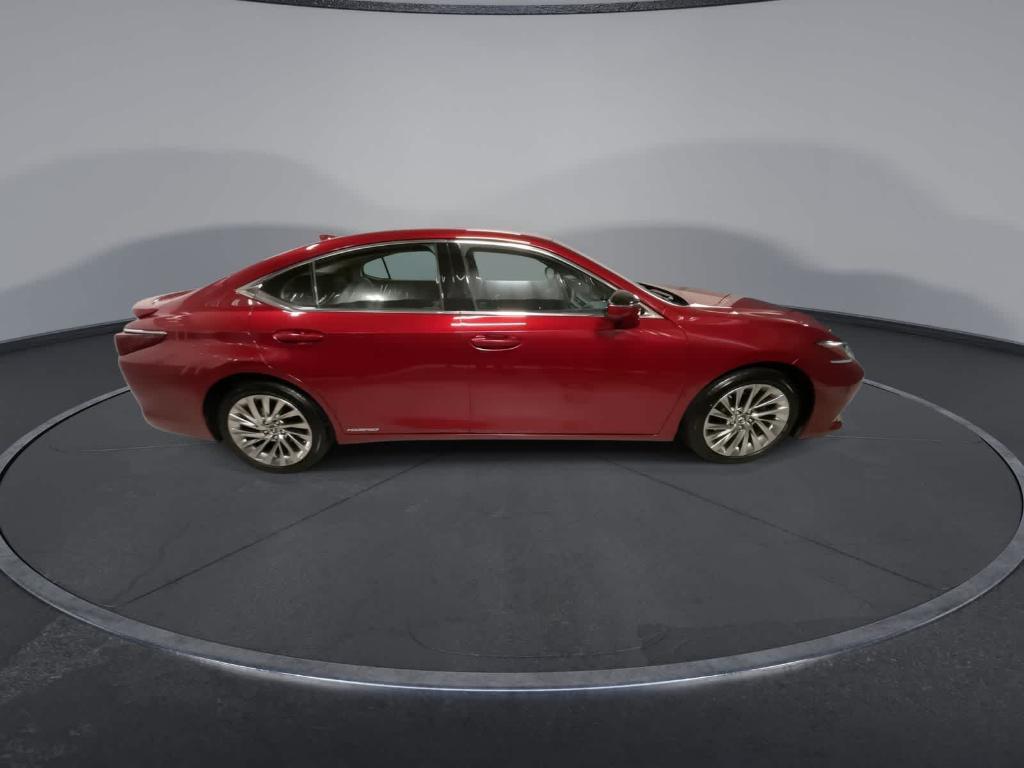 used 2019 Lexus ES 300h car, priced at $28,364