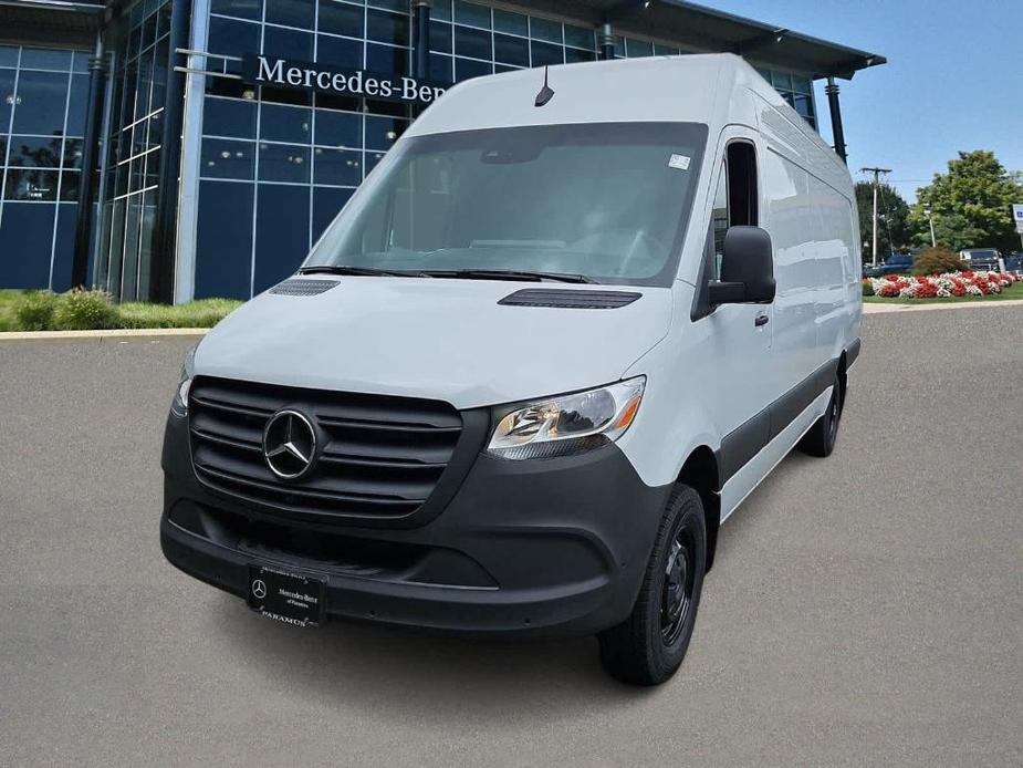 new 2024 Mercedes-Benz Sprinter 3500 car, priced at $73,108