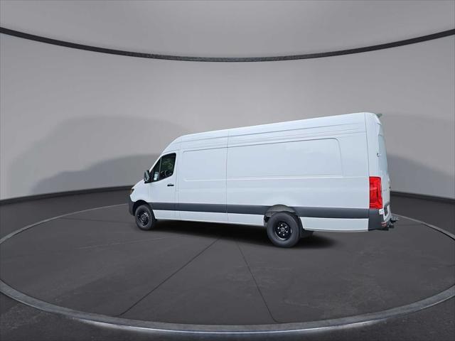 new 2024 Mercedes-Benz Sprinter 3500 car, priced at $73,108