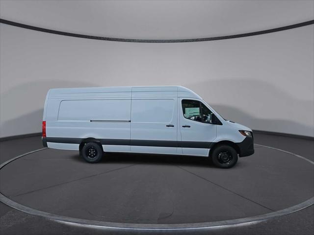 new 2024 Mercedes-Benz Sprinter 3500 car, priced at $73,108