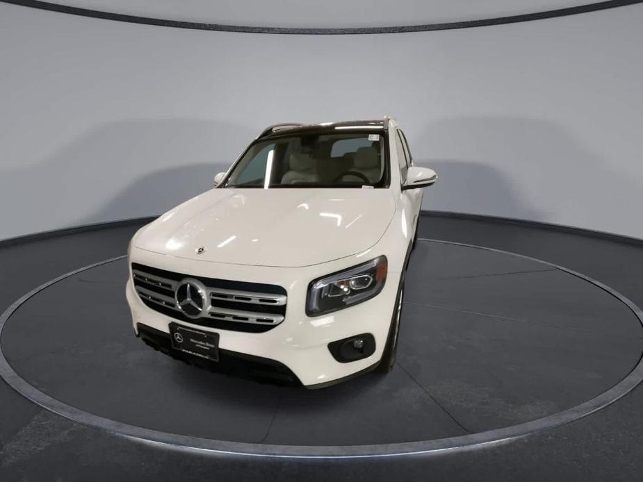 used 2021 Mercedes-Benz GLB 250 car, priced at $27,682