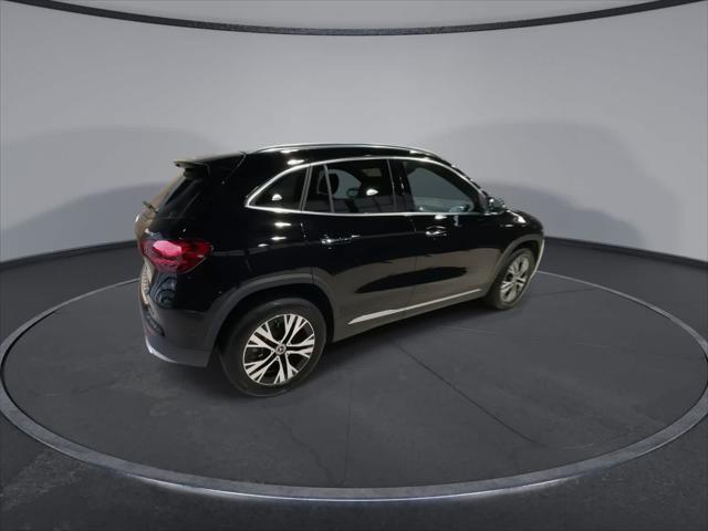 used 2025 Mercedes-Benz GLA 250 car, priced at $41,998