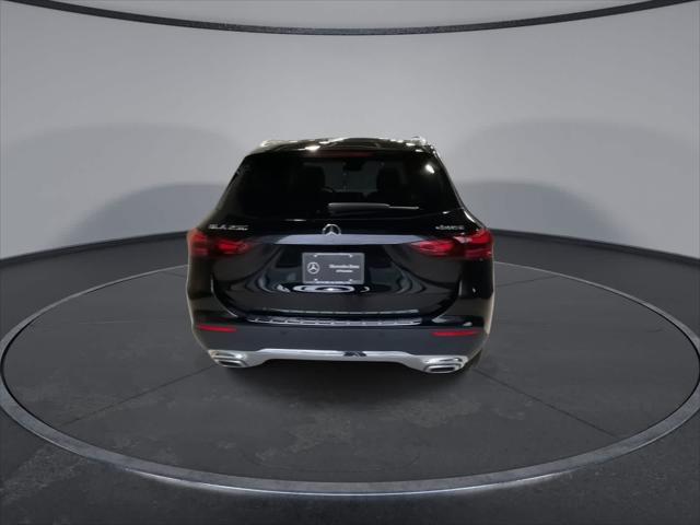 used 2025 Mercedes-Benz GLA 250 car, priced at $41,998