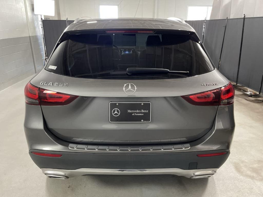 used 2021 Mercedes-Benz GLA 250 car, priced at $27,060