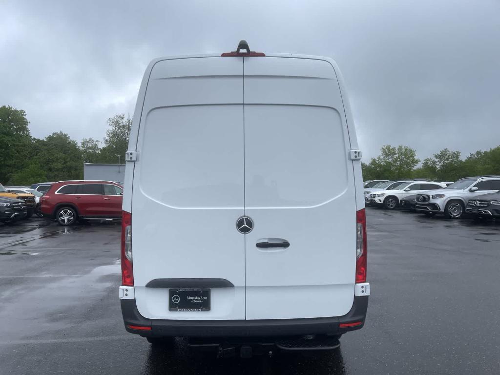 used 2024 Mercedes-Benz Sprinter 2500 car, priced at $48,019