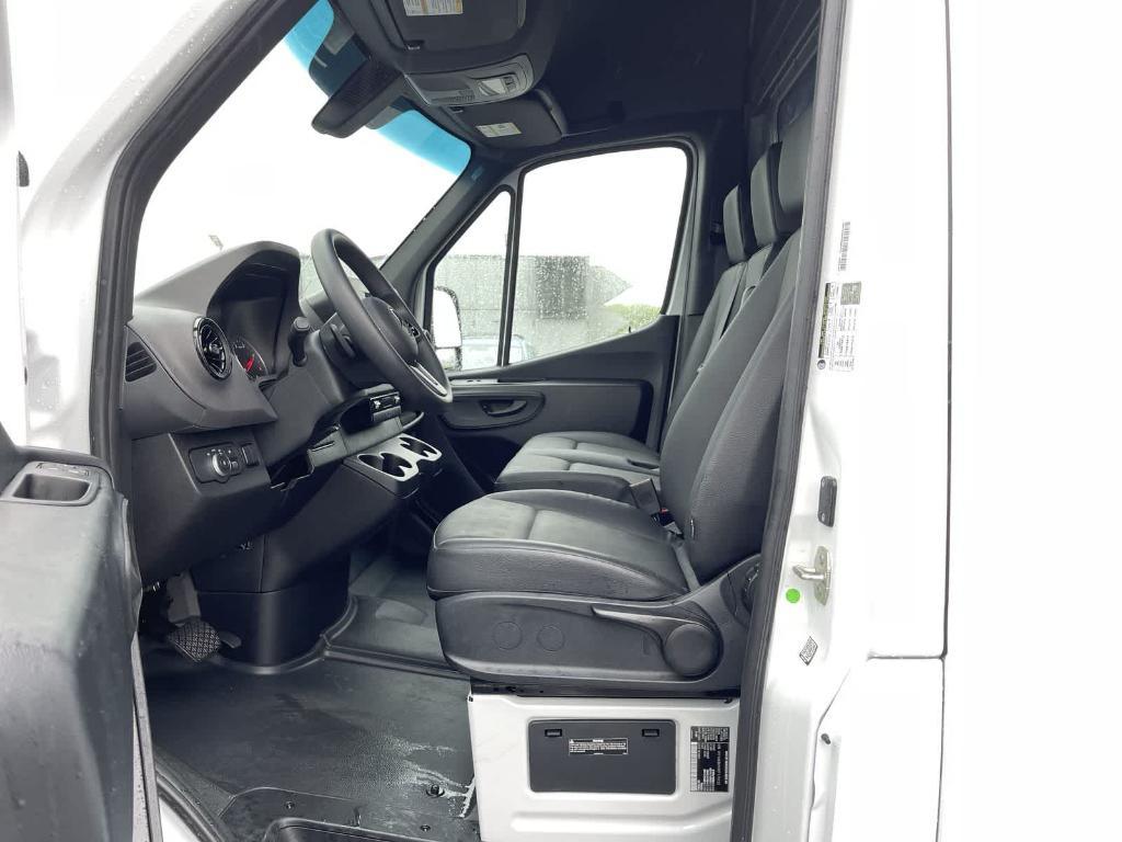 used 2024 Mercedes-Benz Sprinter 2500 car, priced at $48,019