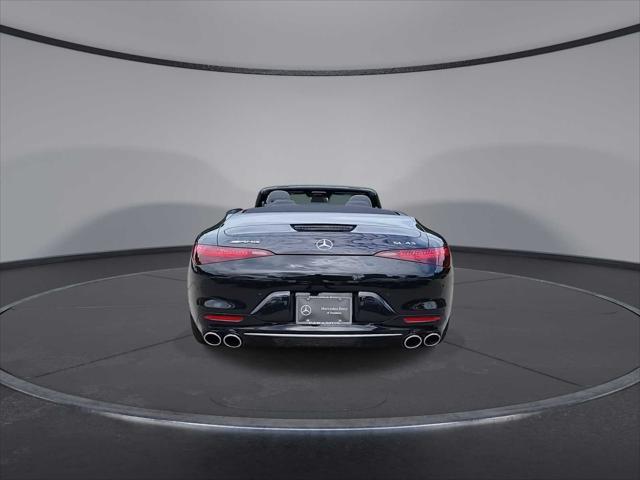 new 2024 Mercedes-Benz AMG SL 43 car, priced at $116,585