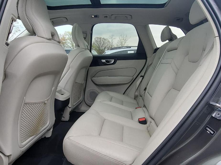 used 2019 Volvo XC60 car, priced at $23,087