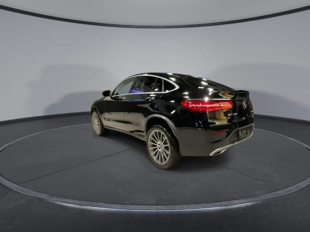 used 2019 Mercedes-Benz GLC 300 car, priced at $29,998