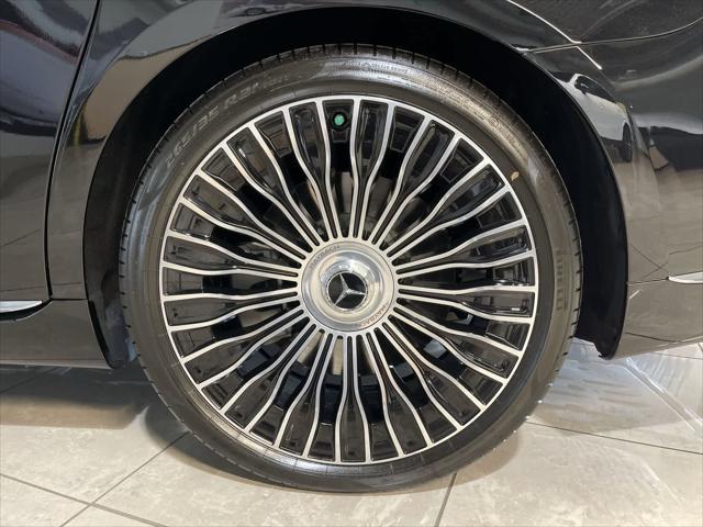 new 2024 Mercedes-Benz Maybach S 680 car, priced at $193,850