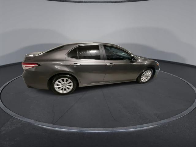 used 2018 Toyota Camry car, priced at $16,134