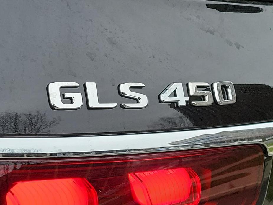 new 2024 Mercedes-Benz GLS 450 car, priced at $98,205