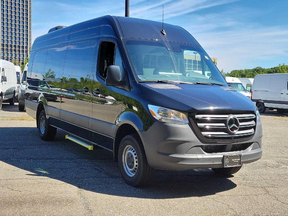 new 2024 Mercedes-Benz Sprinter 3500 car, priced at $87,073