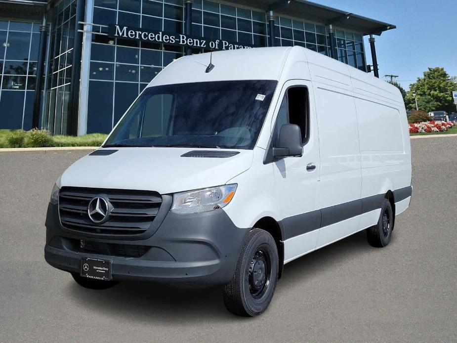 new 2024 Mercedes-Benz Sprinter 2500 car, priced at $65,183