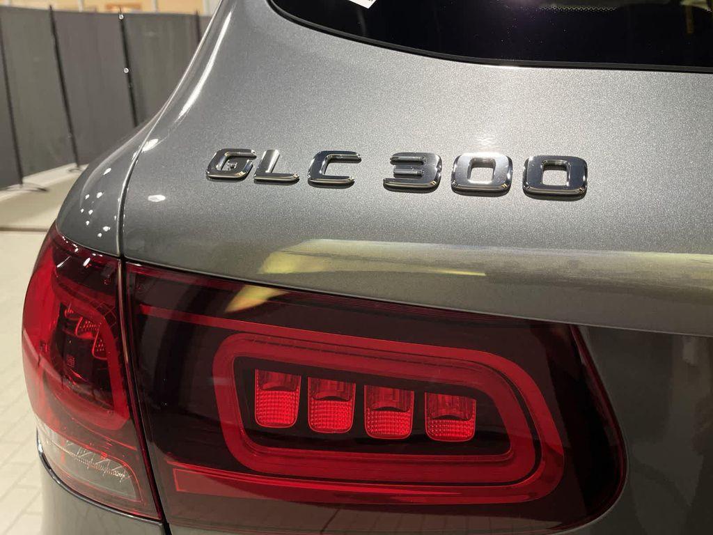 used 2021 Mercedes-Benz GLC 300 car, priced at $20,559