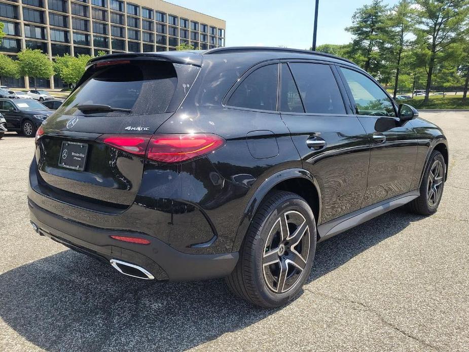 new 2024 Mercedes-Benz GLC 300 car, priced at $57,125