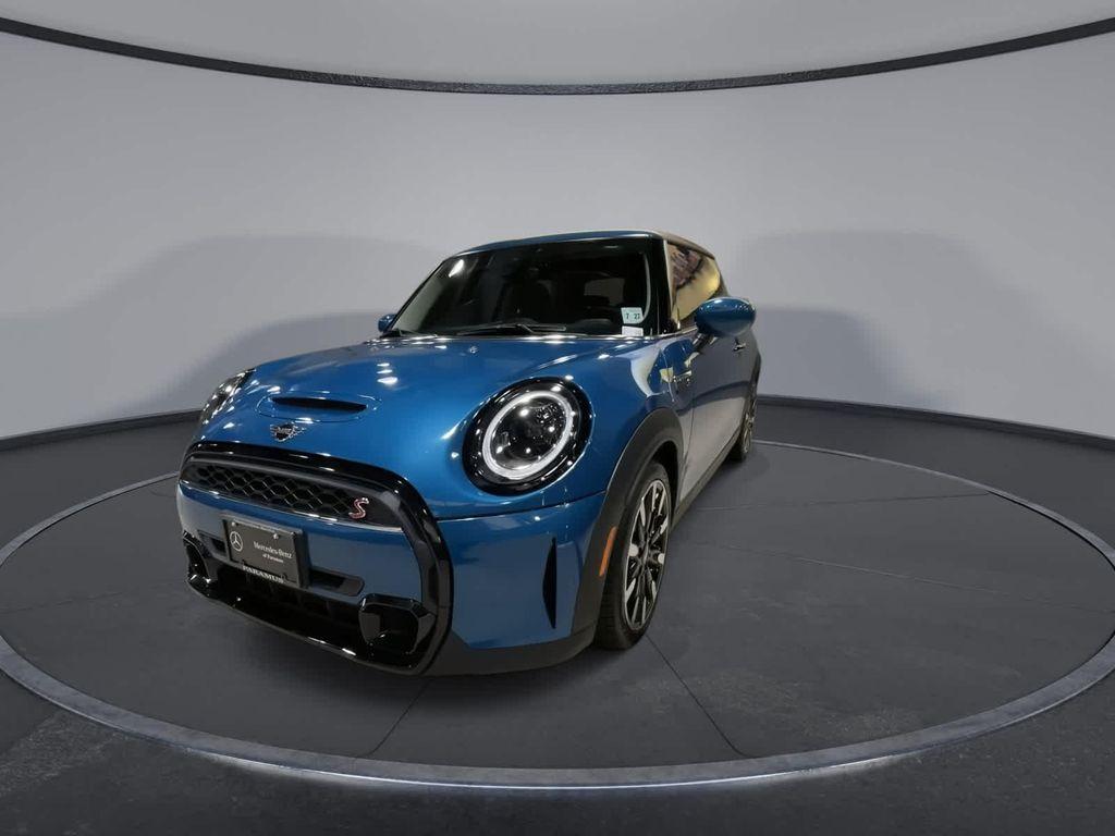 used 2023 MINI Hardtop car, priced at $24,726