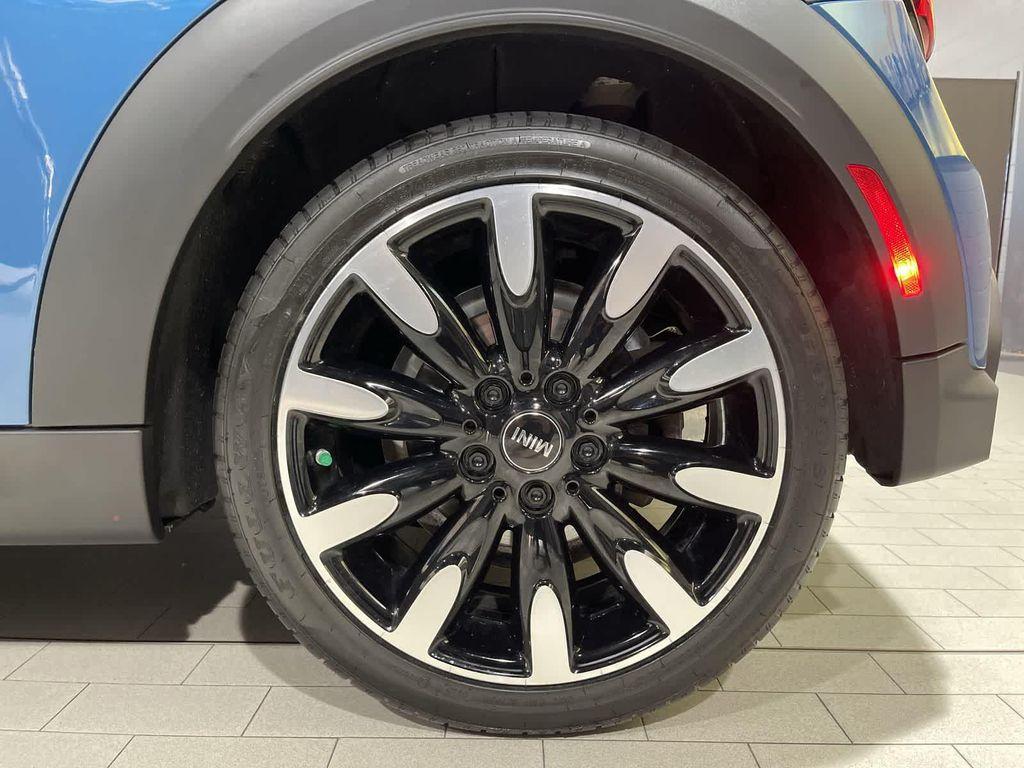used 2023 MINI Hardtop car, priced at $24,726