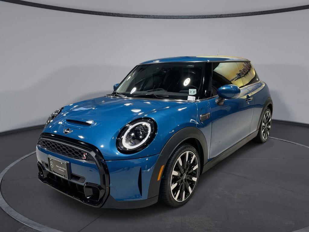 used 2023 MINI Hardtop car, priced at $24,726
