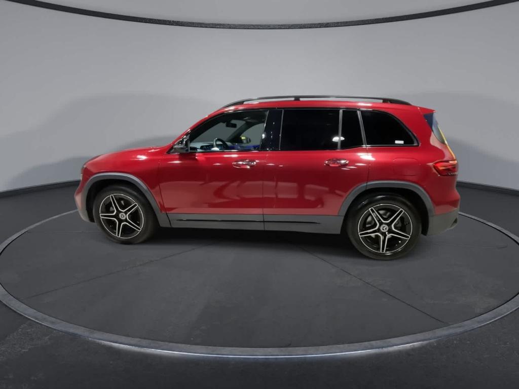 used 2021 Mercedes-Benz GLB 250 car, priced at $28,596