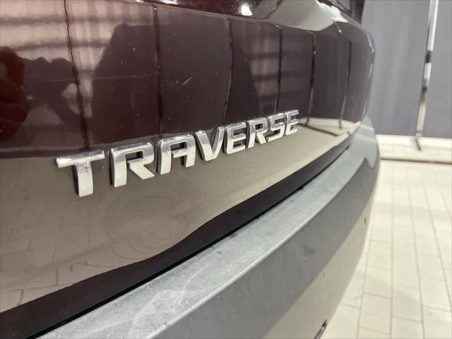 used 2020 Chevrolet Traverse car, priced at $21,558