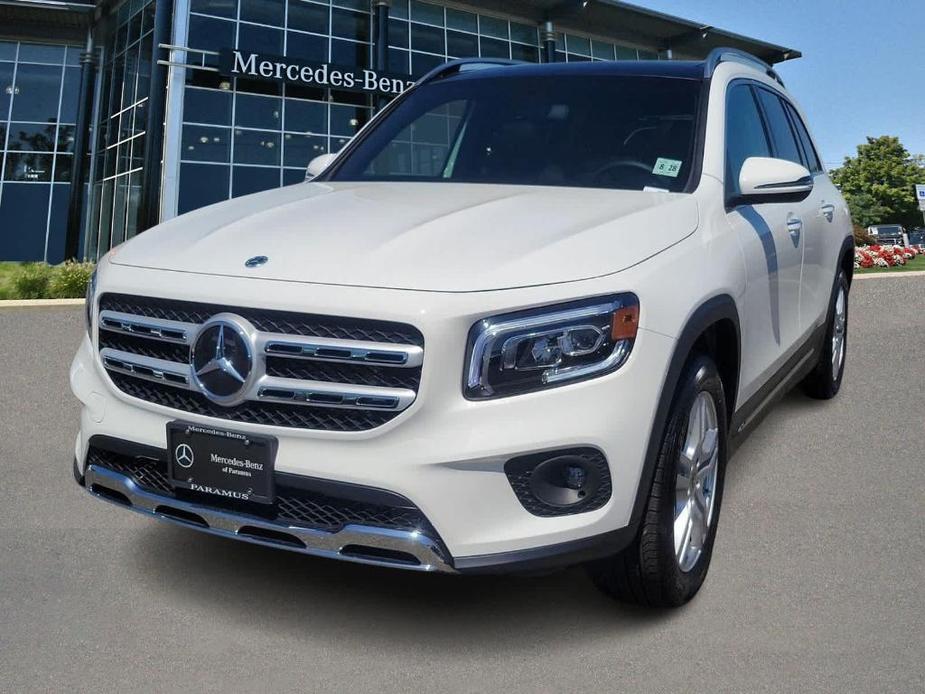 used 2023 Mercedes-Benz GLB 250 car, priced at $40,998