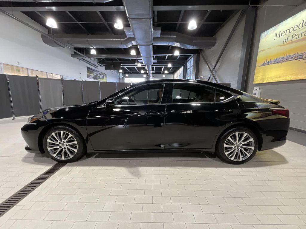 used 2021 Lexus ES 250 car, priced at $25,277