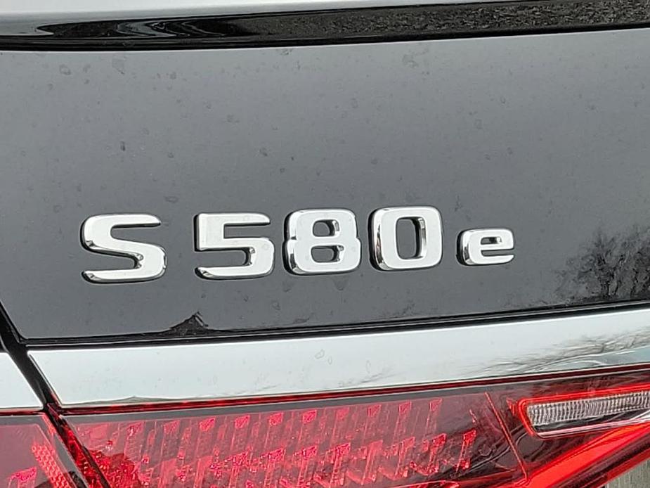 new 2024 Mercedes-Benz S-Class car, priced at $138,920