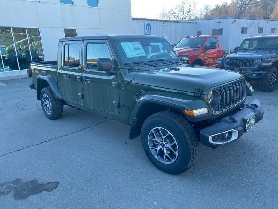 new 2024 Jeep Gladiator car, priced at $48,145