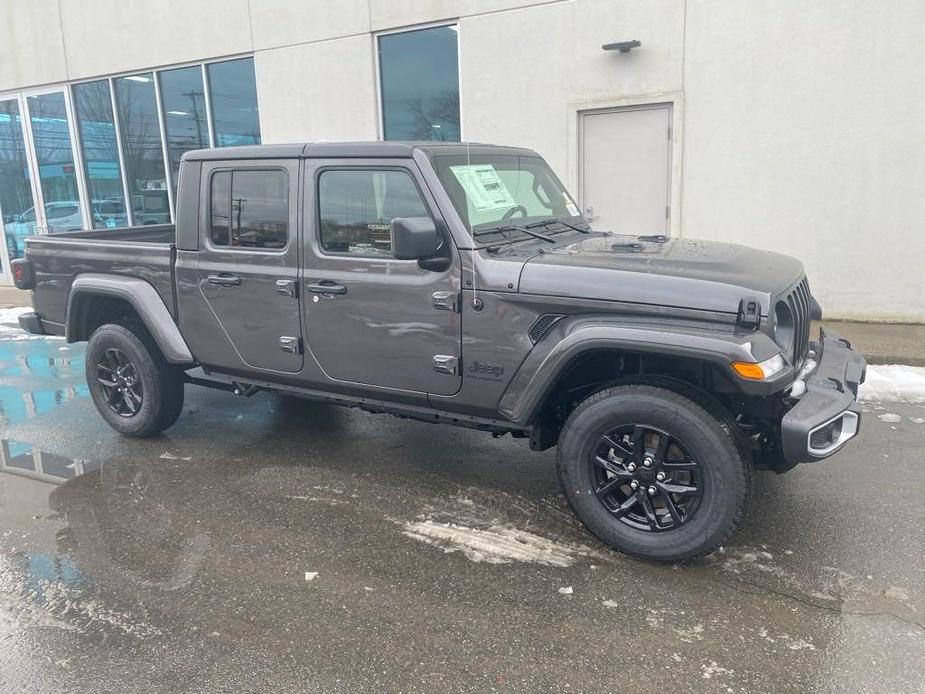 new 2023 Jeep Gladiator car, priced at $52,398