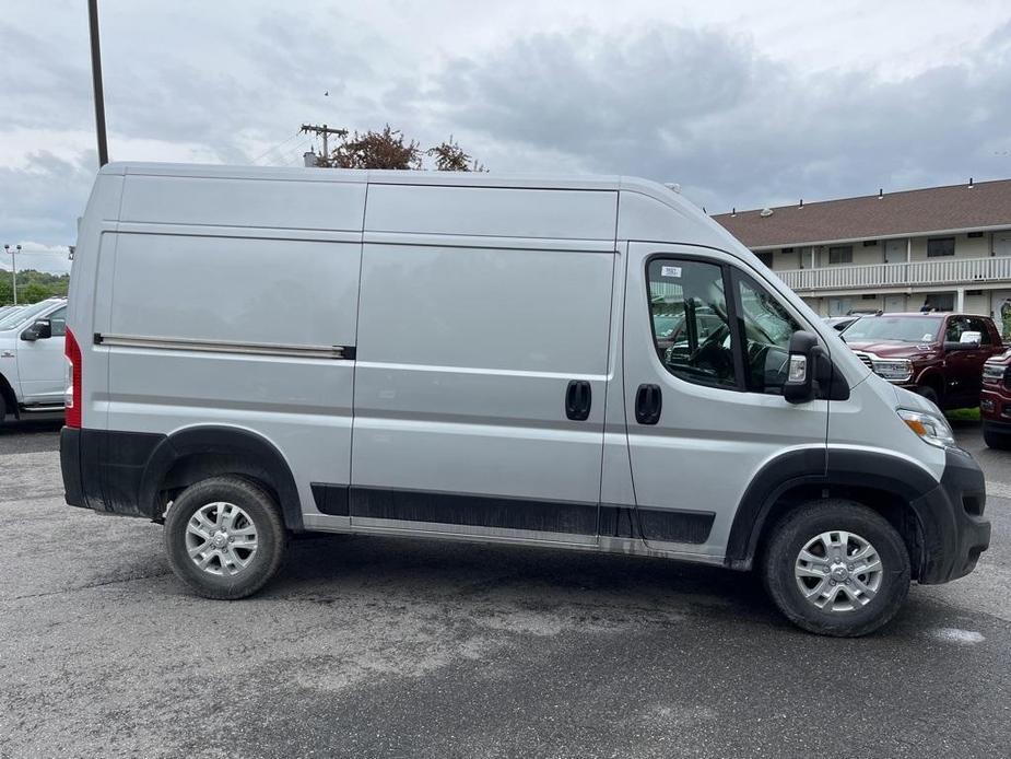 new 2024 Ram ProMaster 2500 car, priced at $54,420