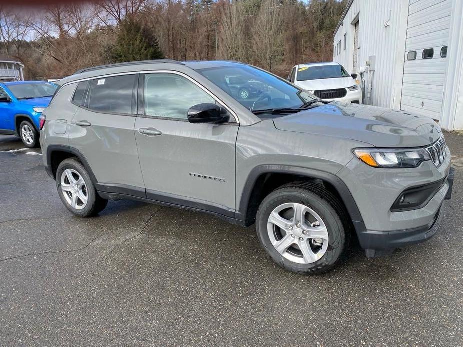 new 2024 Jeep Compass car, priced at $34,324