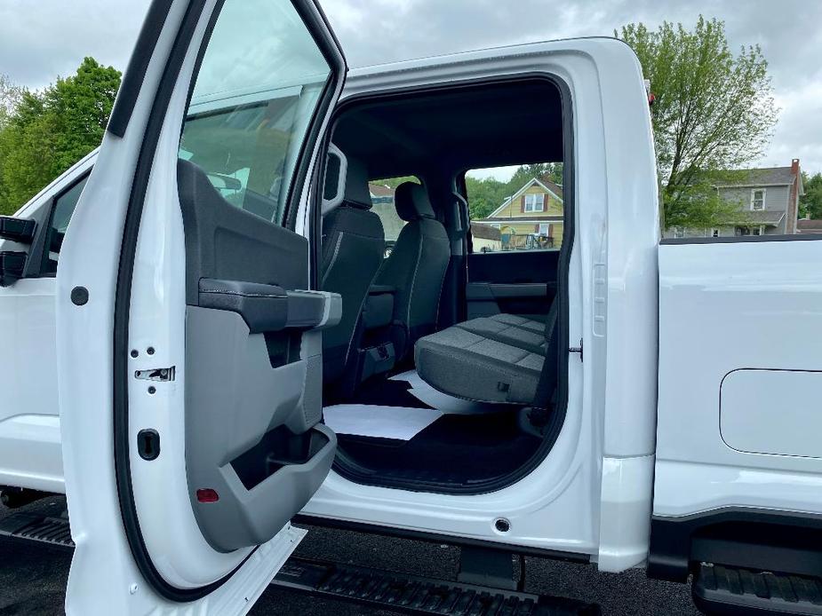 new 2024 Ford F-250 car, priced at $61,990