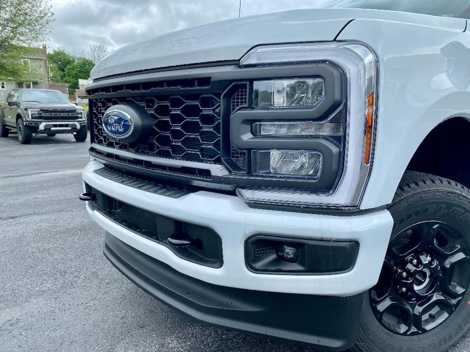 new 2024 Ford F-250 car, priced at $61,990