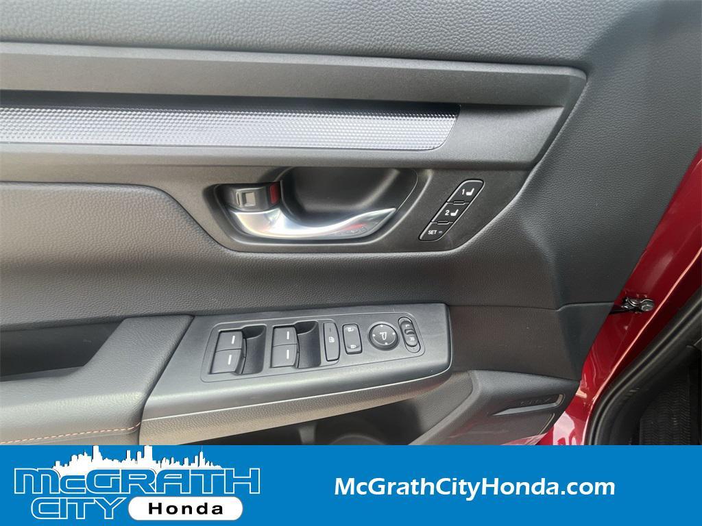 new 2026 Honda CR-V Hybrid car, priced at $40,015