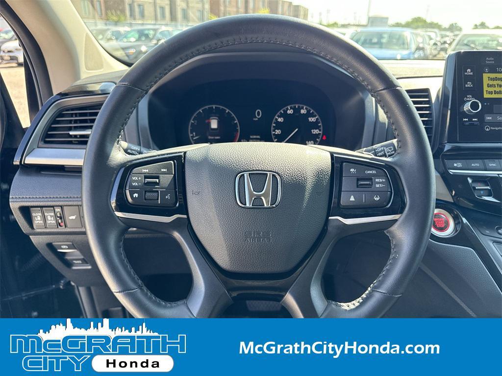 used 2025 Honda Odyssey car, priced at $42,399