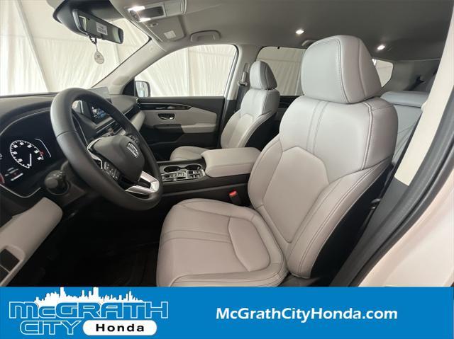 new 2025 Honda Pilot car, priced at $45,267