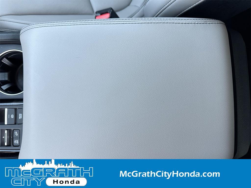 used 2025 Honda Pilot car, priced at $43,889